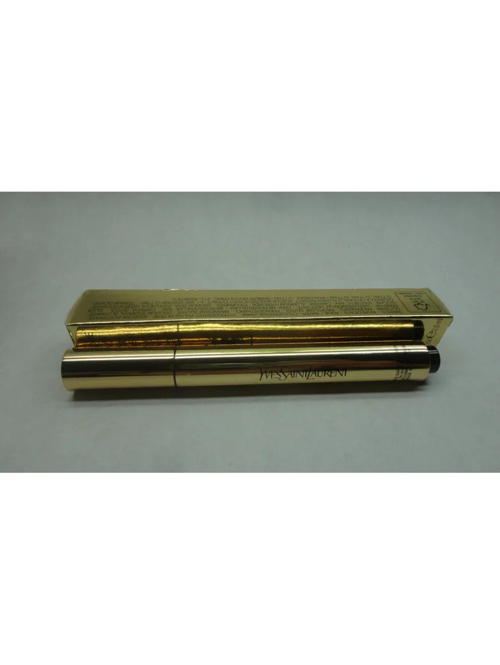 Yves Saint Laurent Touche Eclat Luminous Radiance Concealer #7 LUMINOUS MOCHA